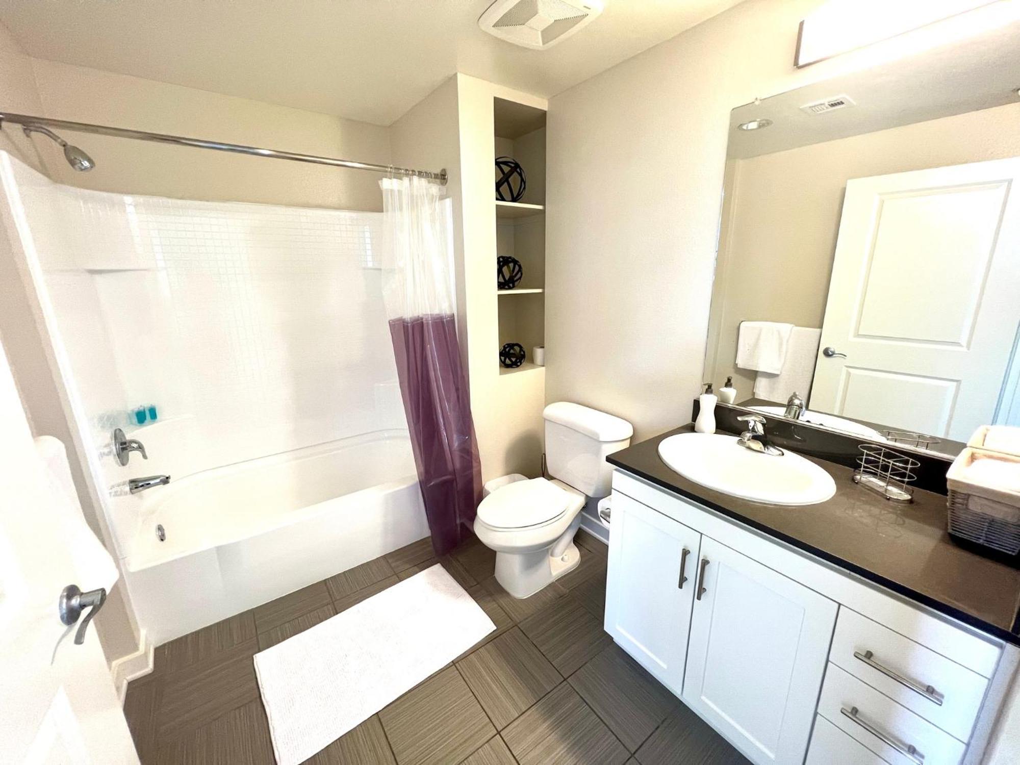 Luxury 2 Bedrooms 2 Bathrooms With Pool And Gym Лос Анджелис Екстериор снимка
